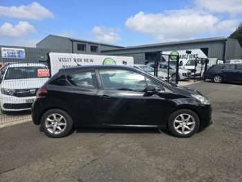 Used Peugeot 208 2013 for sale - 75330433: Photo