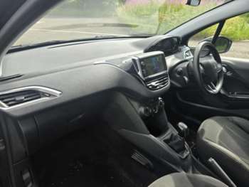 Used Peugeot 208 2013 for sale - 75330433: Photo