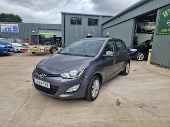 Used Hyundai i20 2014 for sale - 79628136: Photo