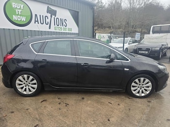 Used Vauxhall Astra 2015 for sale - 76652278: Photo