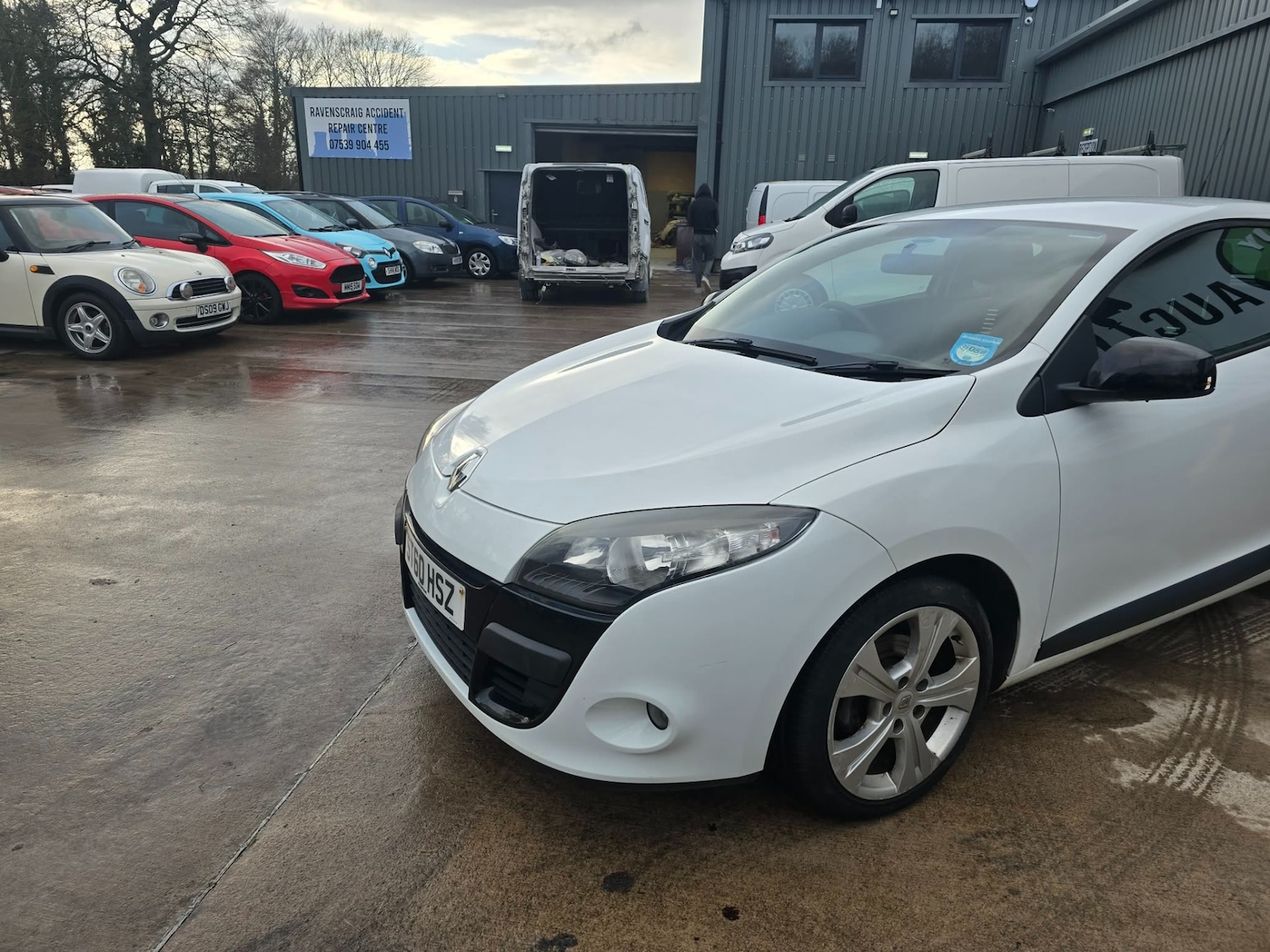 Used Renault Megane 2010 for sale - 77404241: Photo 3