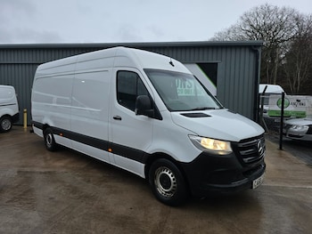 Mercedes-Benz Sprinter feature image