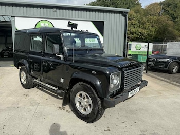 Land Rover - Defender