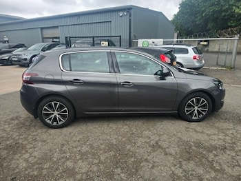 Used Peugeot 308 2016 for sale - 79101887: Photo
