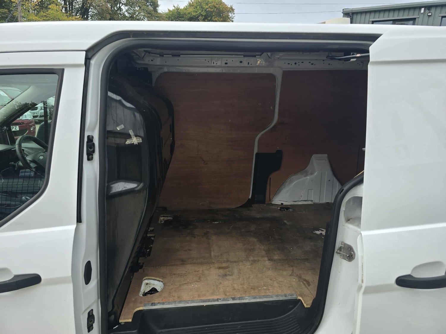 Used Ford Transit Connect 2015 for sale - 76205599: Photo 10