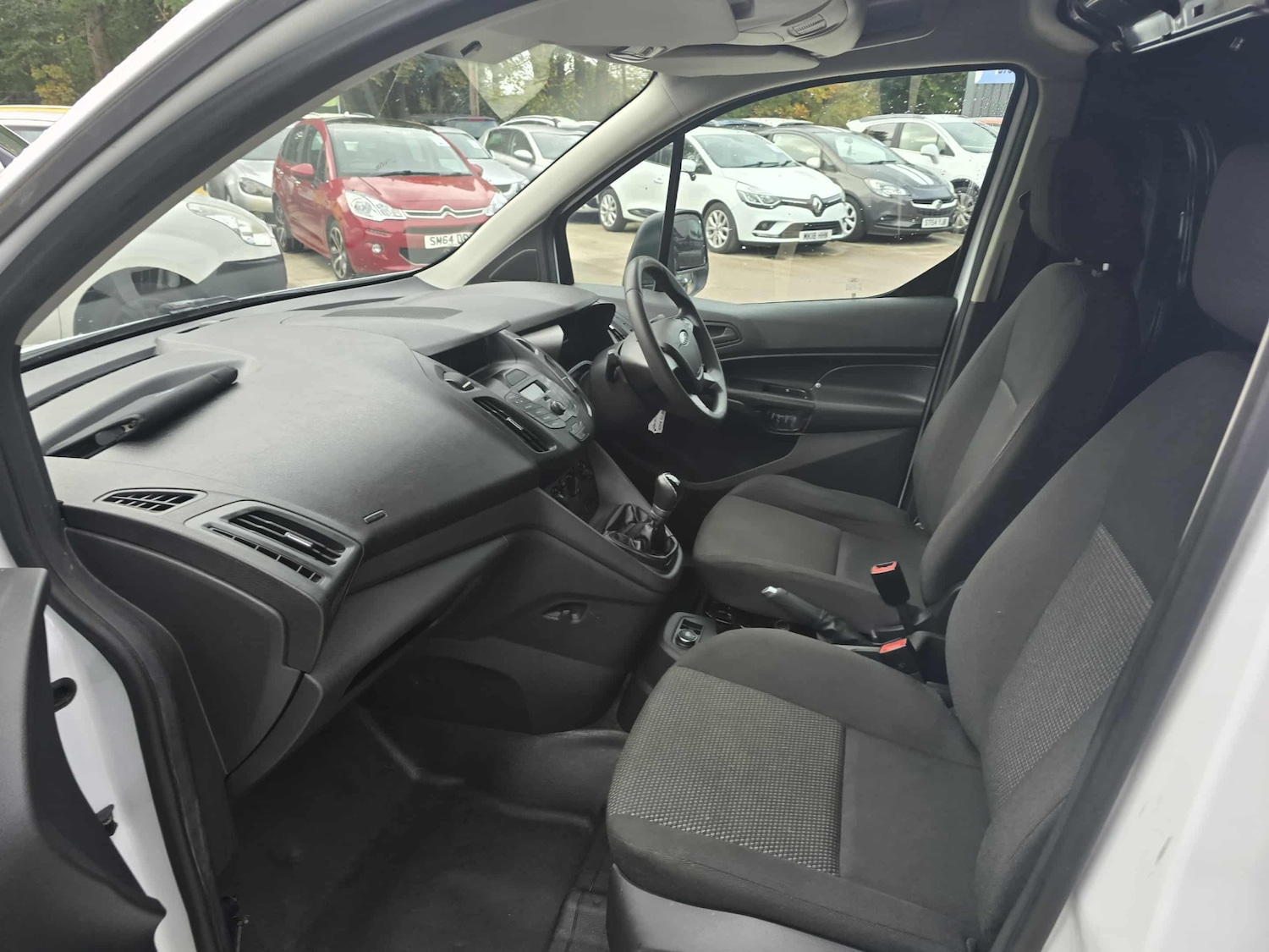 Used Ford Transit Connect 2015 for sale - 76205599: Photo 8