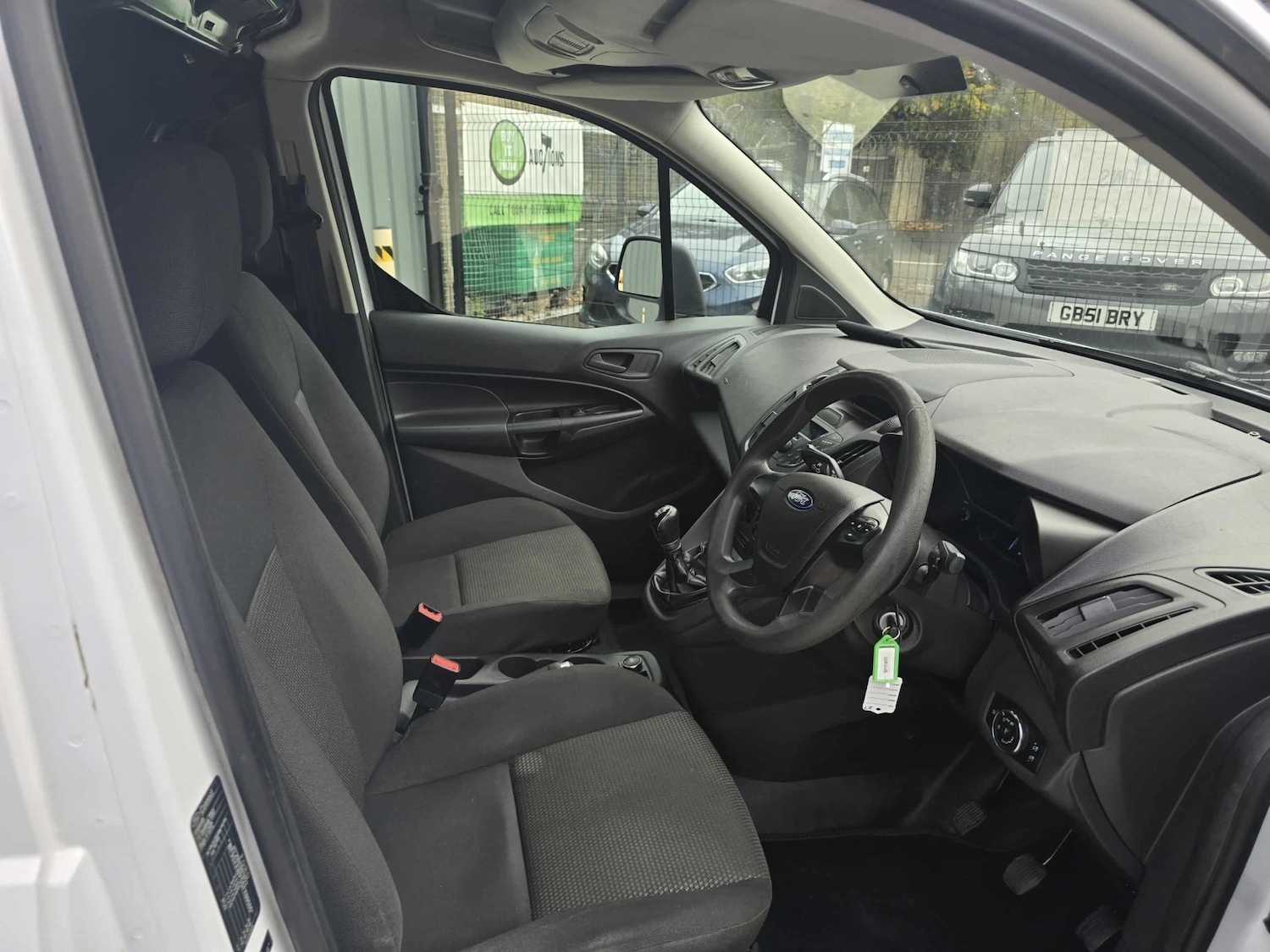 Used Ford Transit Connect 2015 for sale - 76205599: Photo 9