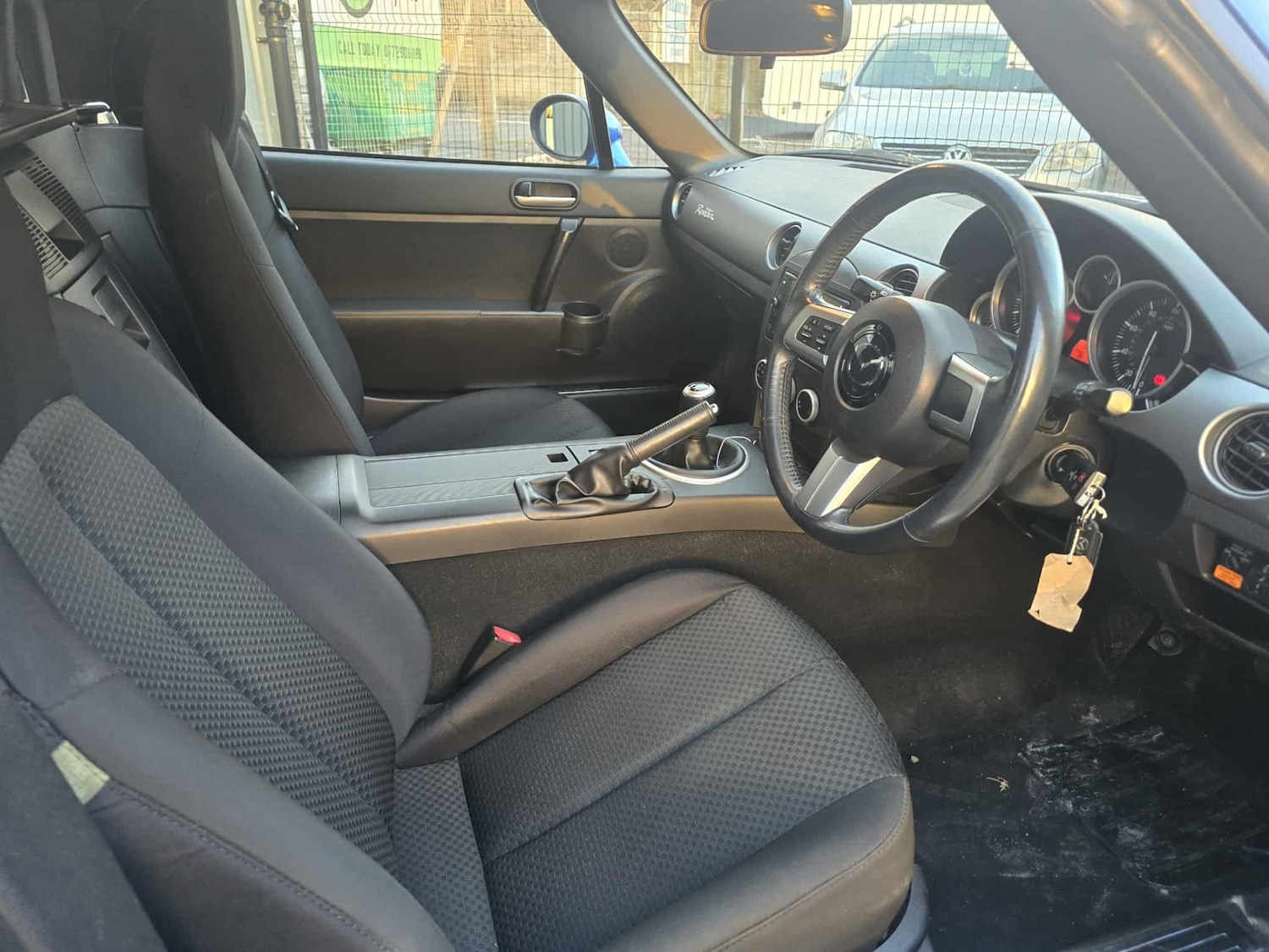 Used Mazda MX-5 2006 for sale - 76681560: Photo 6