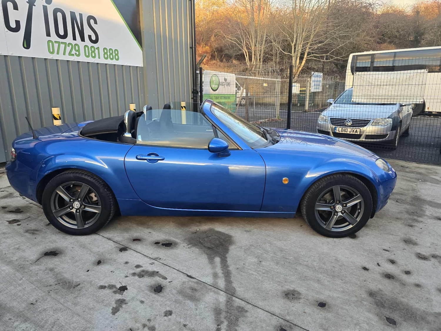 Used Mazda MX-5 2006 for sale - 76681560: Photo 9