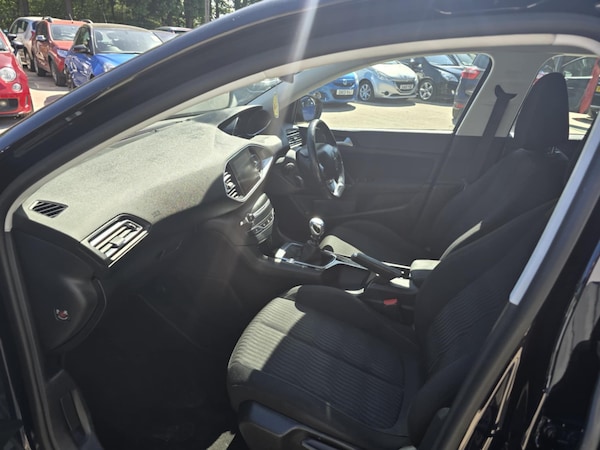 Used Peugeot 308 2016 for sale - 74536767: Photo 11