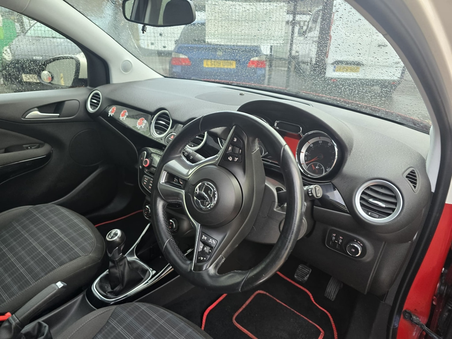 Used Vauxhall ADAM 2015 for sale - 76681640: Photo 8