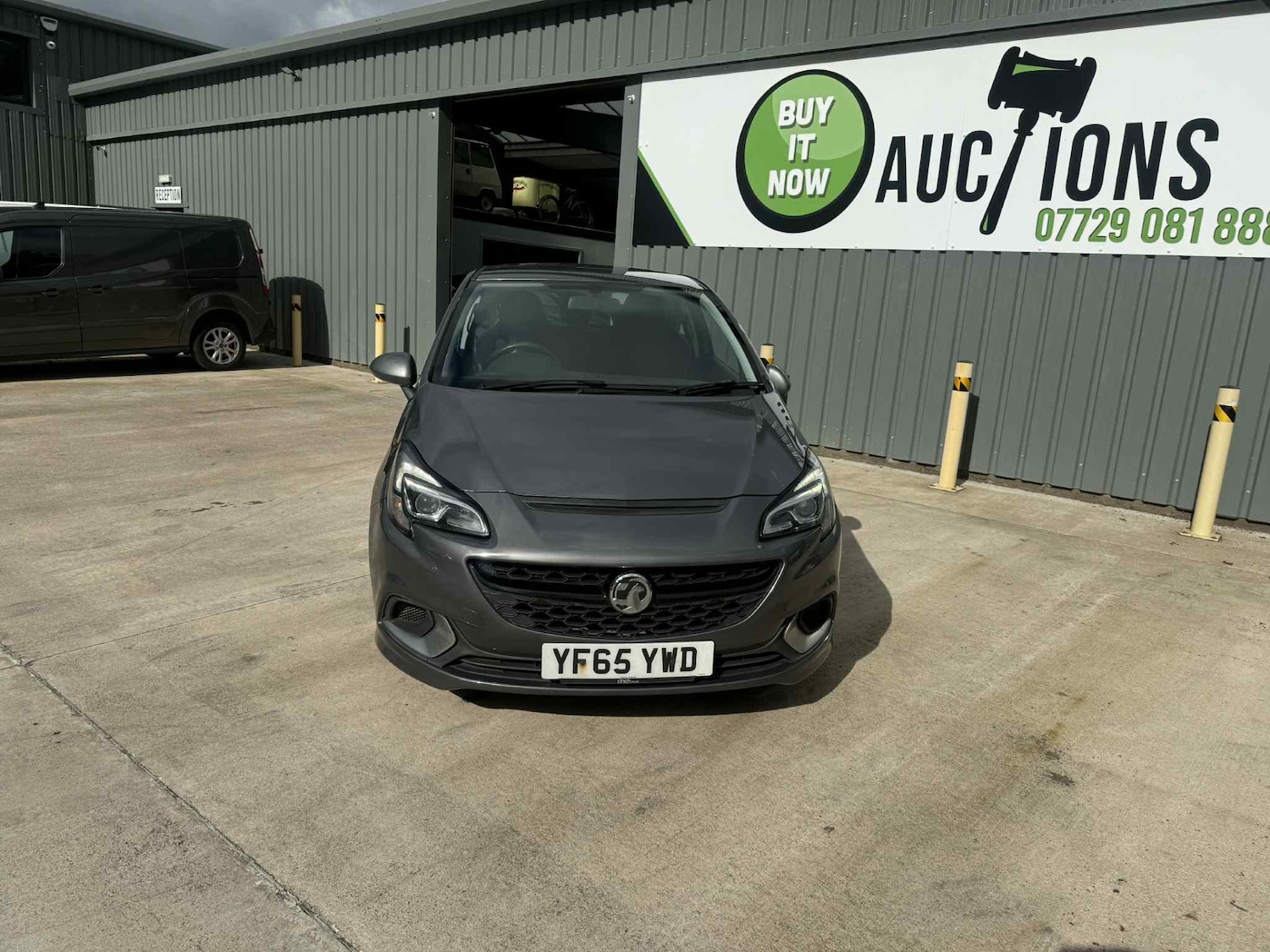Used Vauxhall Corsa 2016 for sale - 76017036: Photo 2