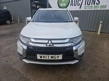 Used Mitsubishi Outlander 2017 for sale - 76504526: Photo