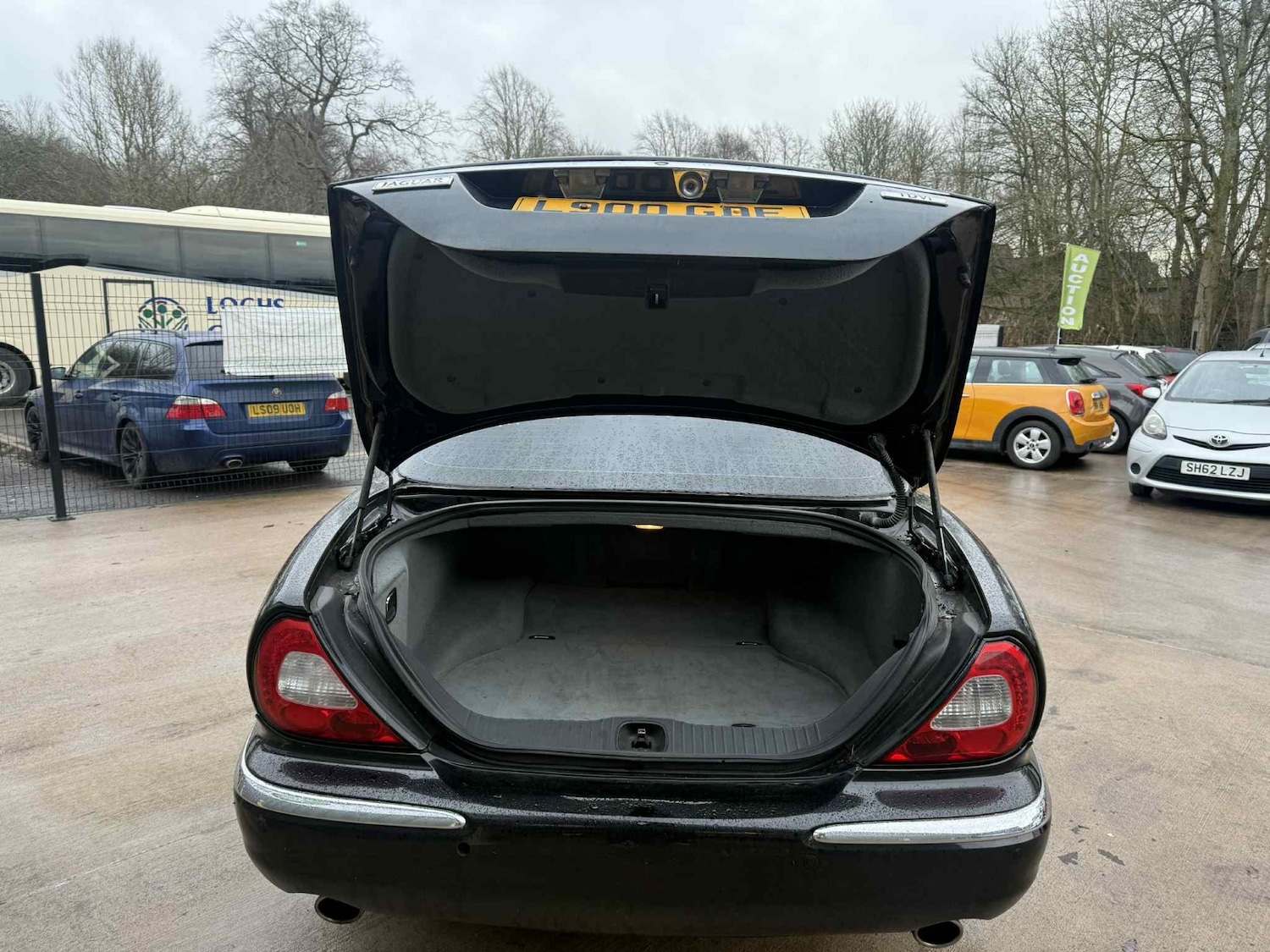 Used Jaguar XJ 2007 for sale - 77310466: Photo 9