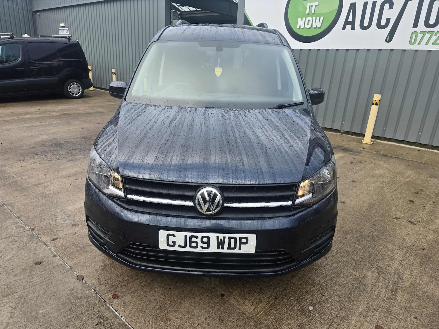 Used Volkswagen Caddy Maxi Life 2019 for sale - 76507324: Photo 8