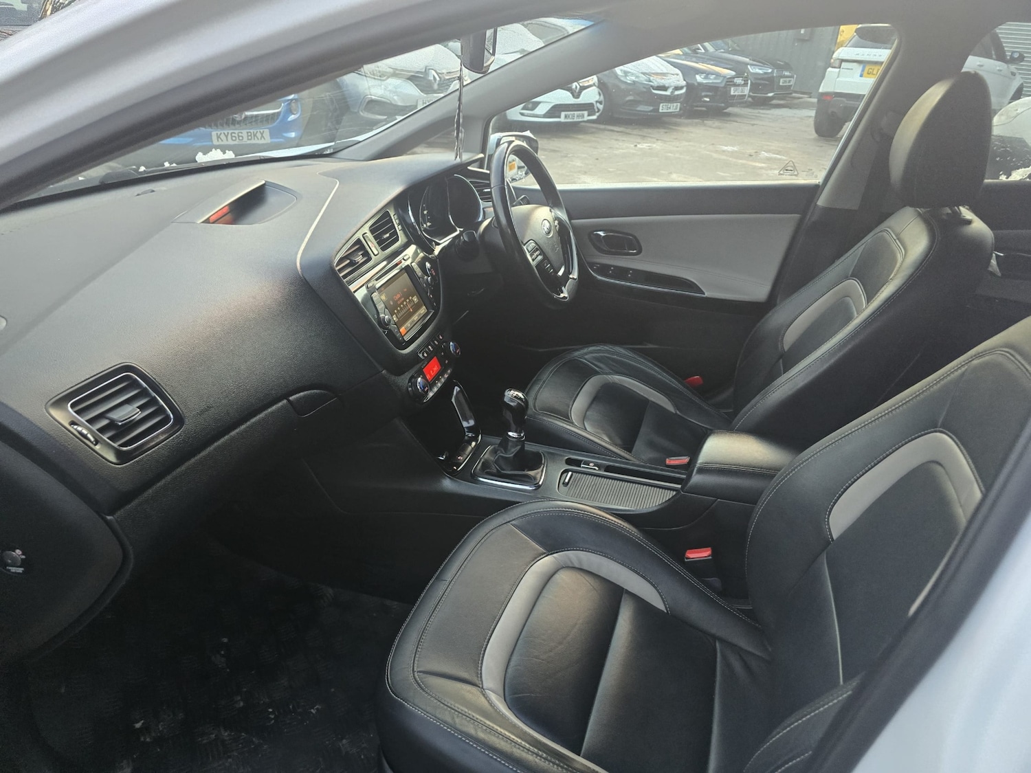 Used Kia Ceed 2014 for sale - 76626794: Photo 11