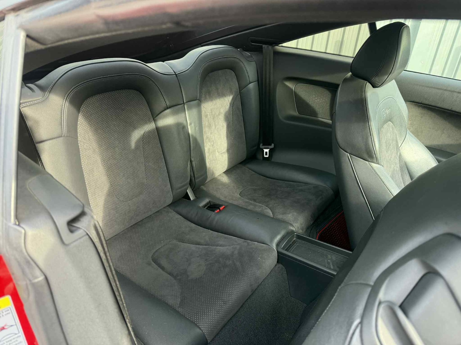 Used Audi TT 2011 for sale - 76352671: Photo 9