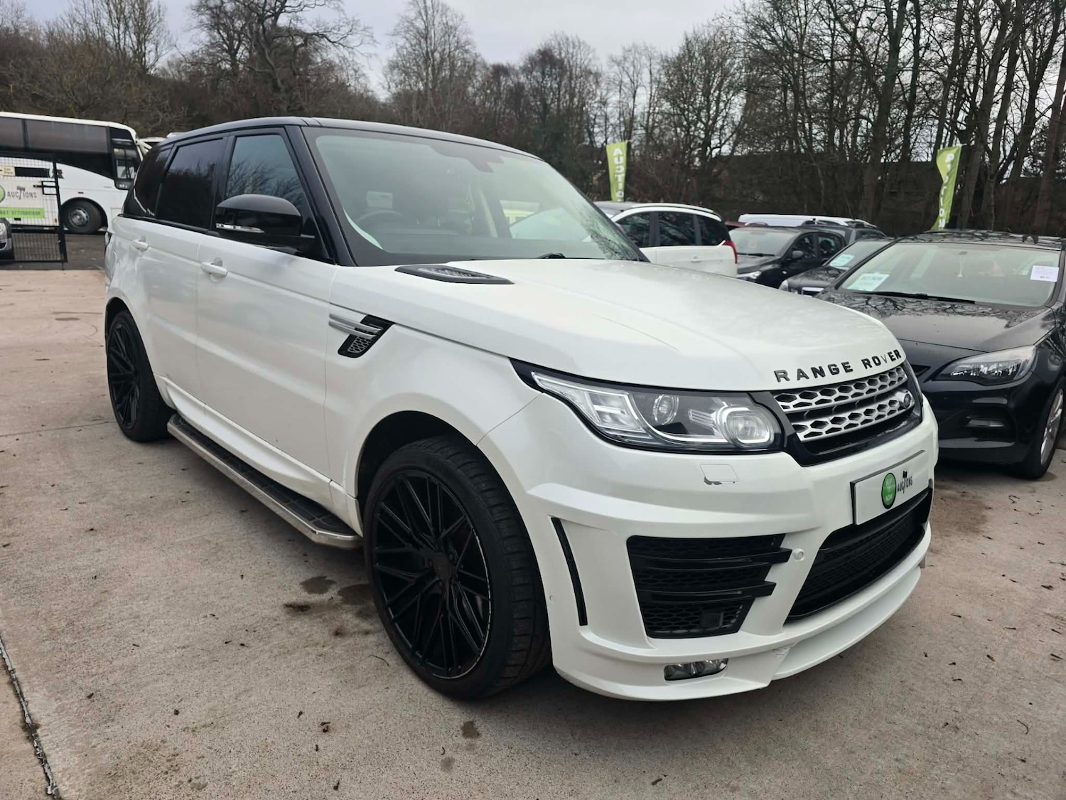 Used Land Rover Range Rover Sport 2015 for sale - 76905724: Photo 1