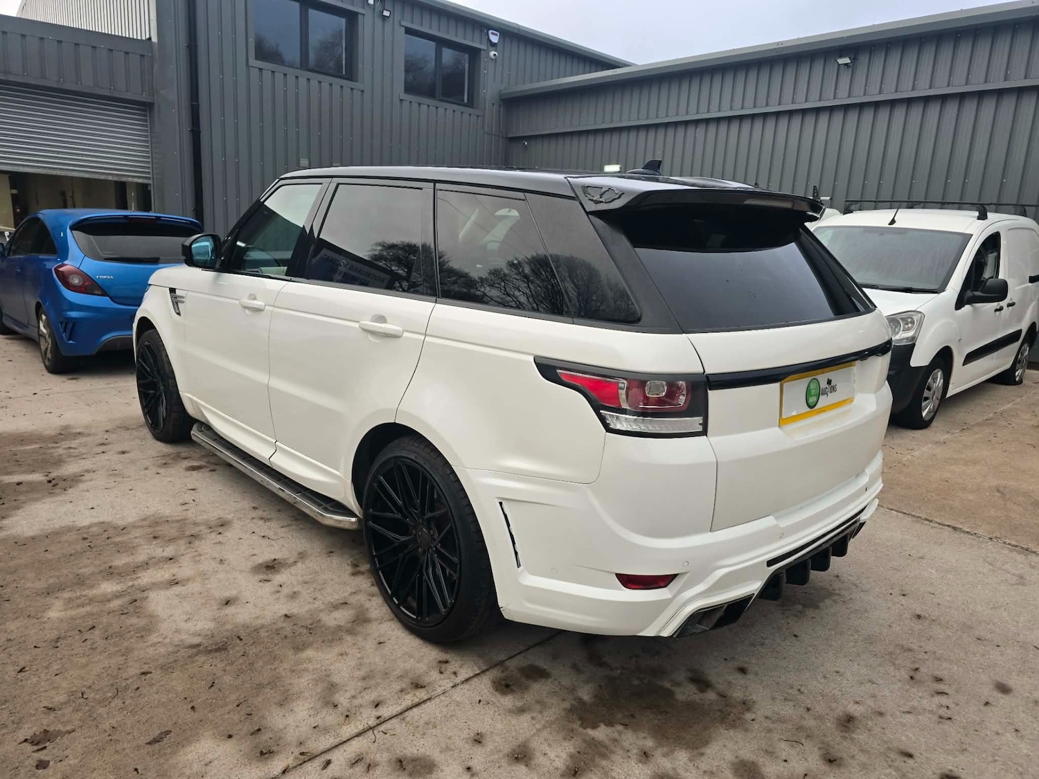 Used Land Rover Range Rover Sport 2015 for sale - 76905724: Photo 3