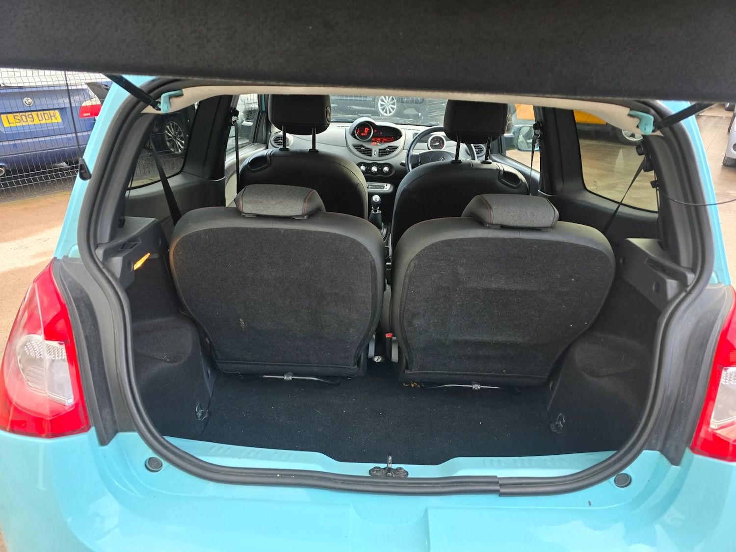 Used Renault Twingo 2014 for sale - 77351155: Photo 10