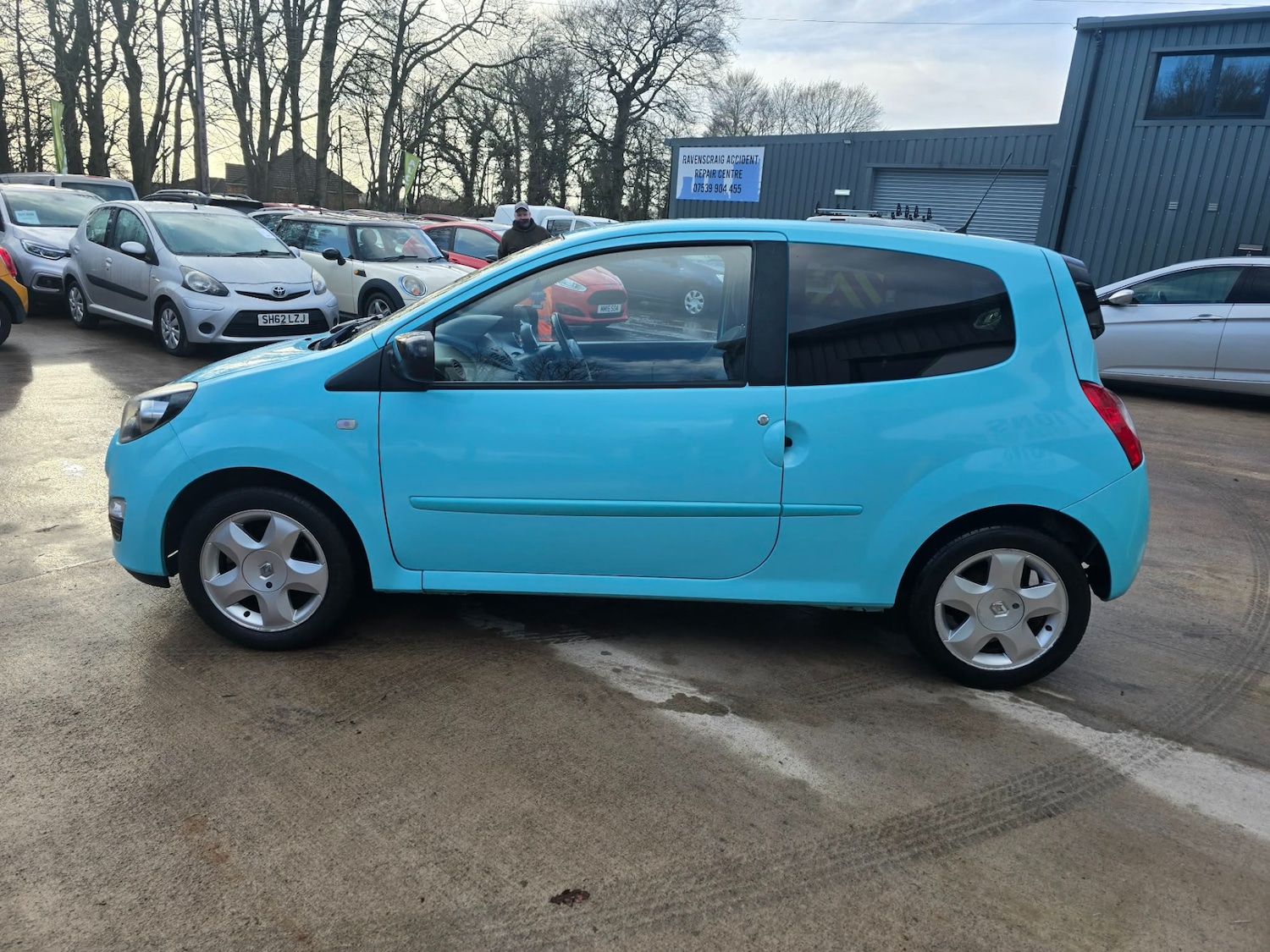 Used Renault Twingo 2014 for sale - 77351155: Photo 2