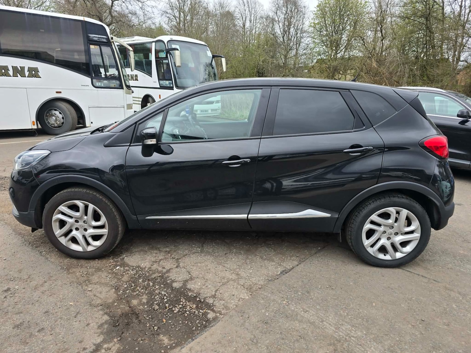 Used Renault Captur 2014 for sale - 78162535: Photo 2