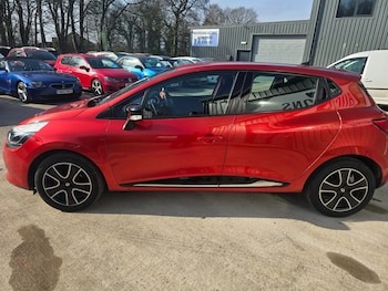 Used Renault Clio 2014 for sale - 77973776: Photo