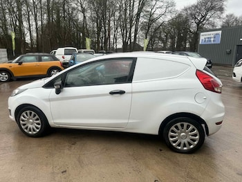 Used Ford Fiesta 2016 for sale - 77501531: Photo