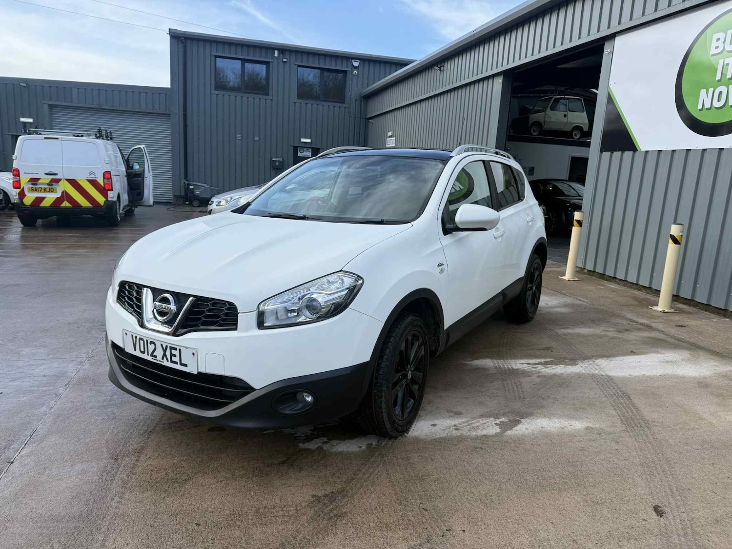 Used Nissan Qashqai 2012 for sale - 77324758: Photo 8