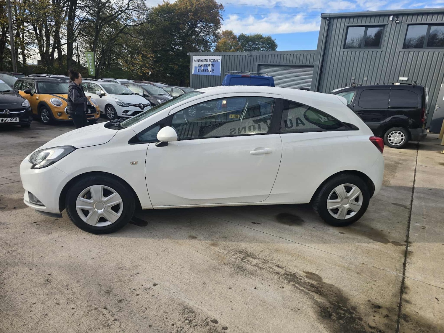 Used Vauxhall Corsa 2016 for sale - 76352335: Photo 5