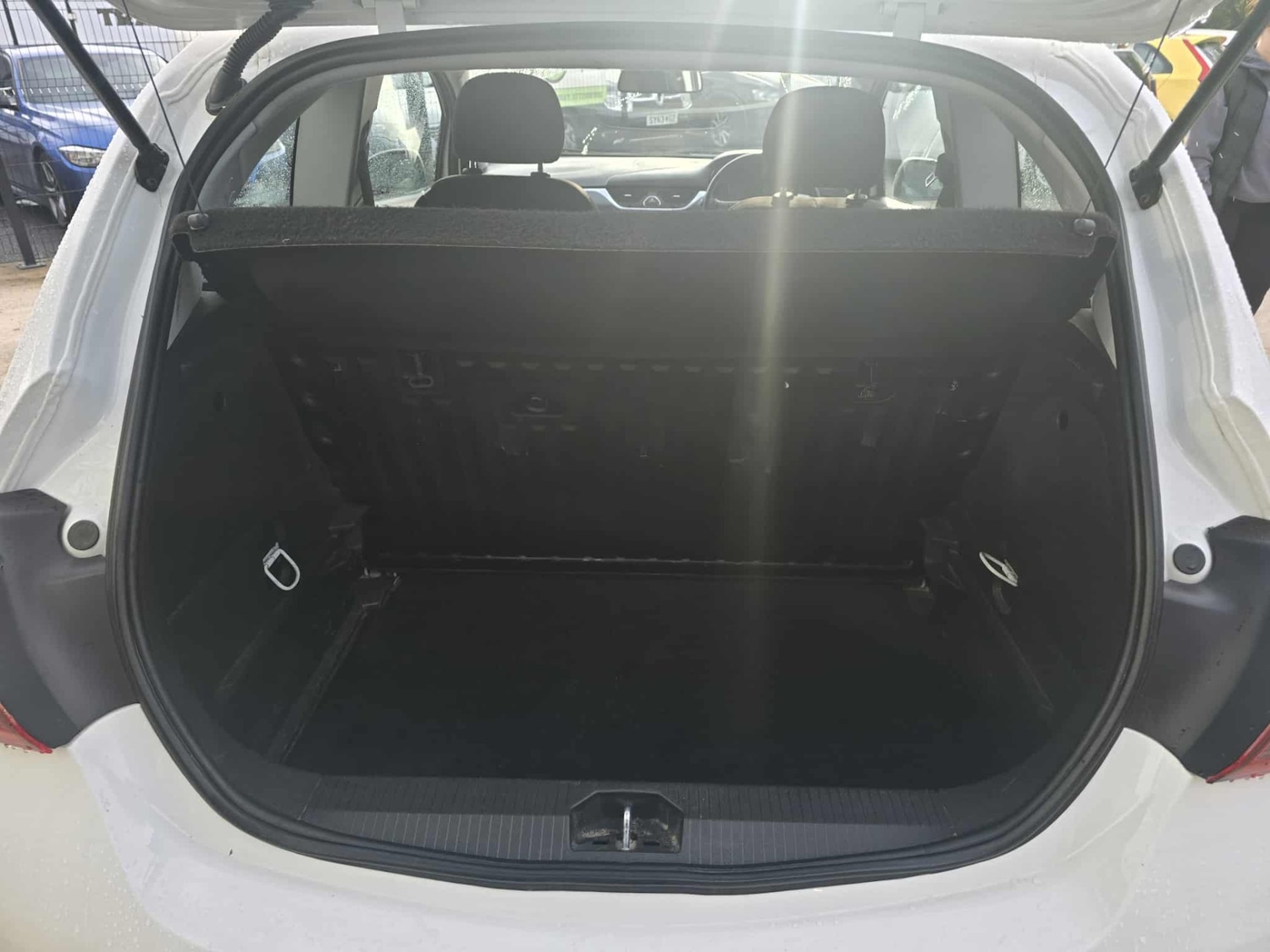 Used Vauxhall Corsa 2016 for sale - 76352335: Photo 7