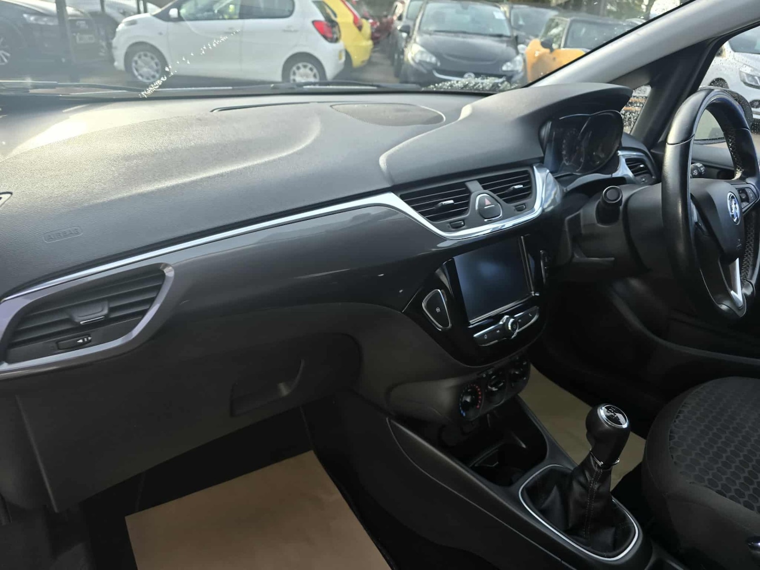 Used Vauxhall Corsa 2016 for sale - 76352335: Photo 9