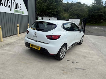 Used Renault Clio 2018 for sale - 74939574: Photo