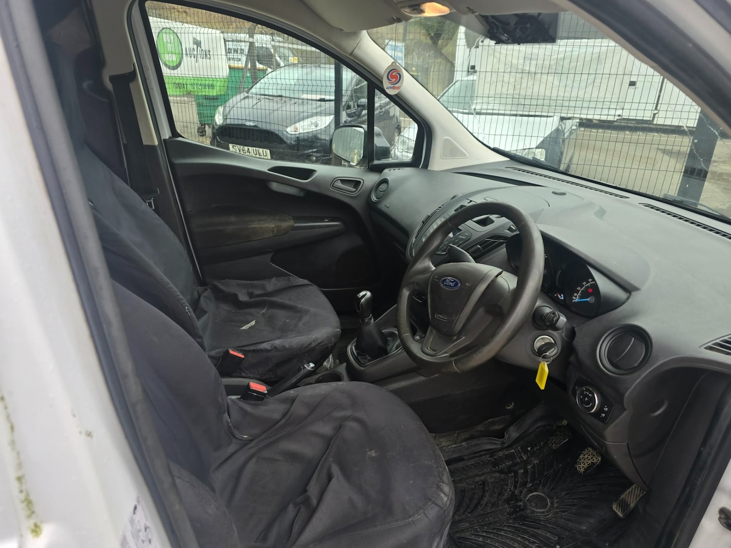Used Ford Transit Courier 2018 for sale - 78092849: Photo 11