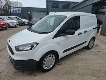 Used Ford Transit Courier 2018 for sale - 78092849: Photo
