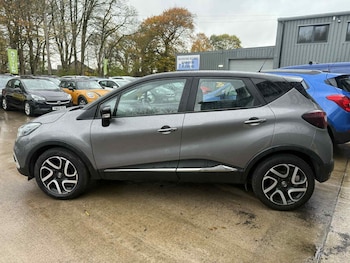 Used Renault Captur 2018 for sale - 76426414: Photo