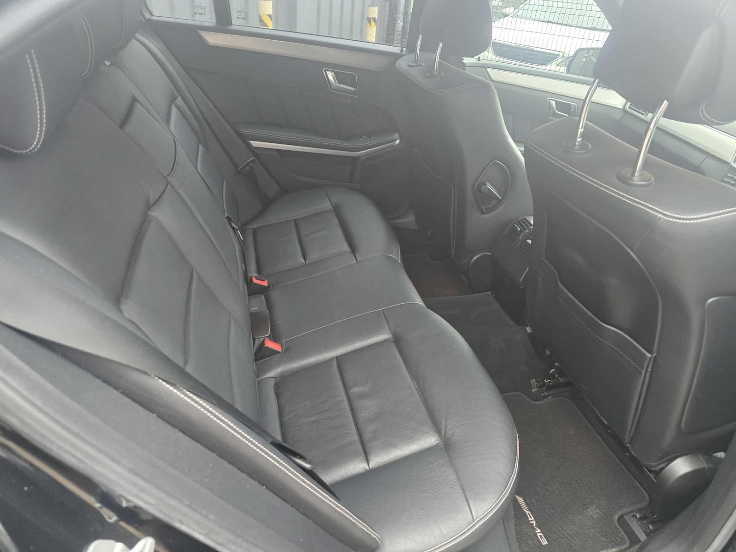 Used Mercedes-Benz E Class 2012 for sale - 76706354: Photo 10