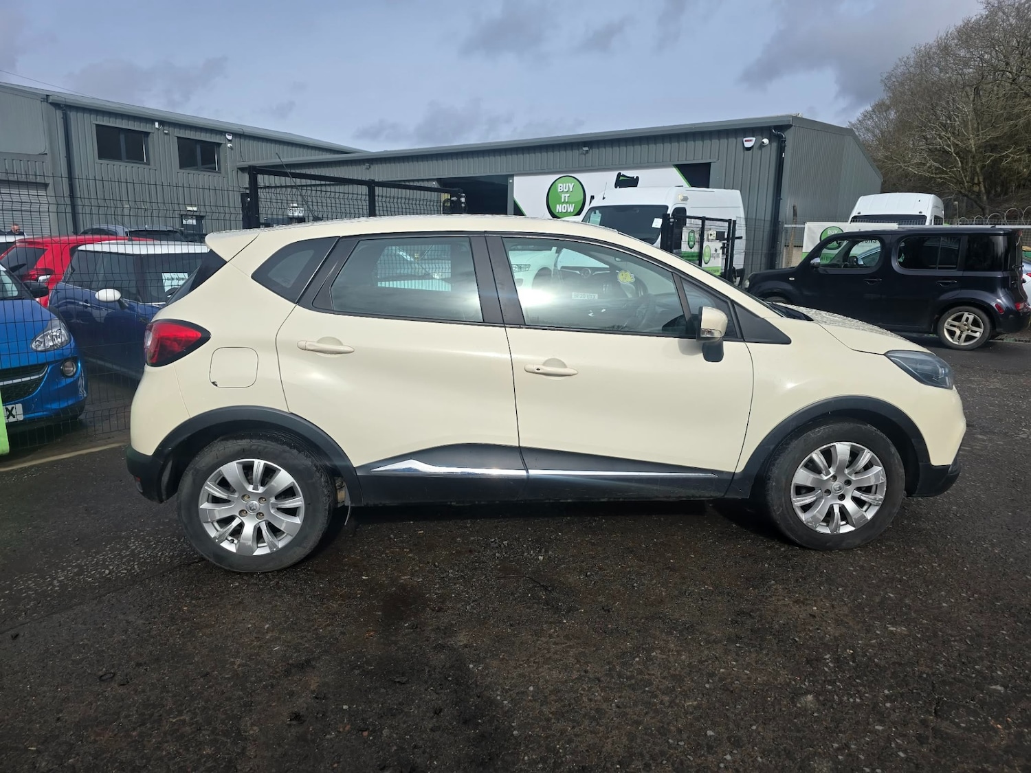 Used Renault Captur 2014 for sale - 78131642: Photo 6