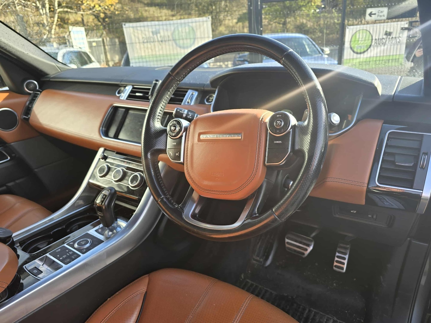 Used Land Rover Range Rover Sport 2014 for sale - 76383176: Photo 10