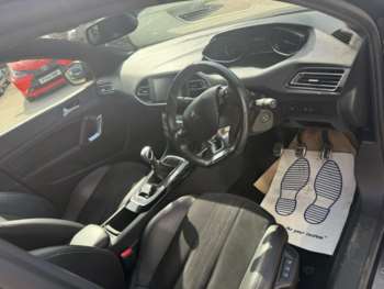 Used Peugeot 308 2015 for sale - 74104021: Photo