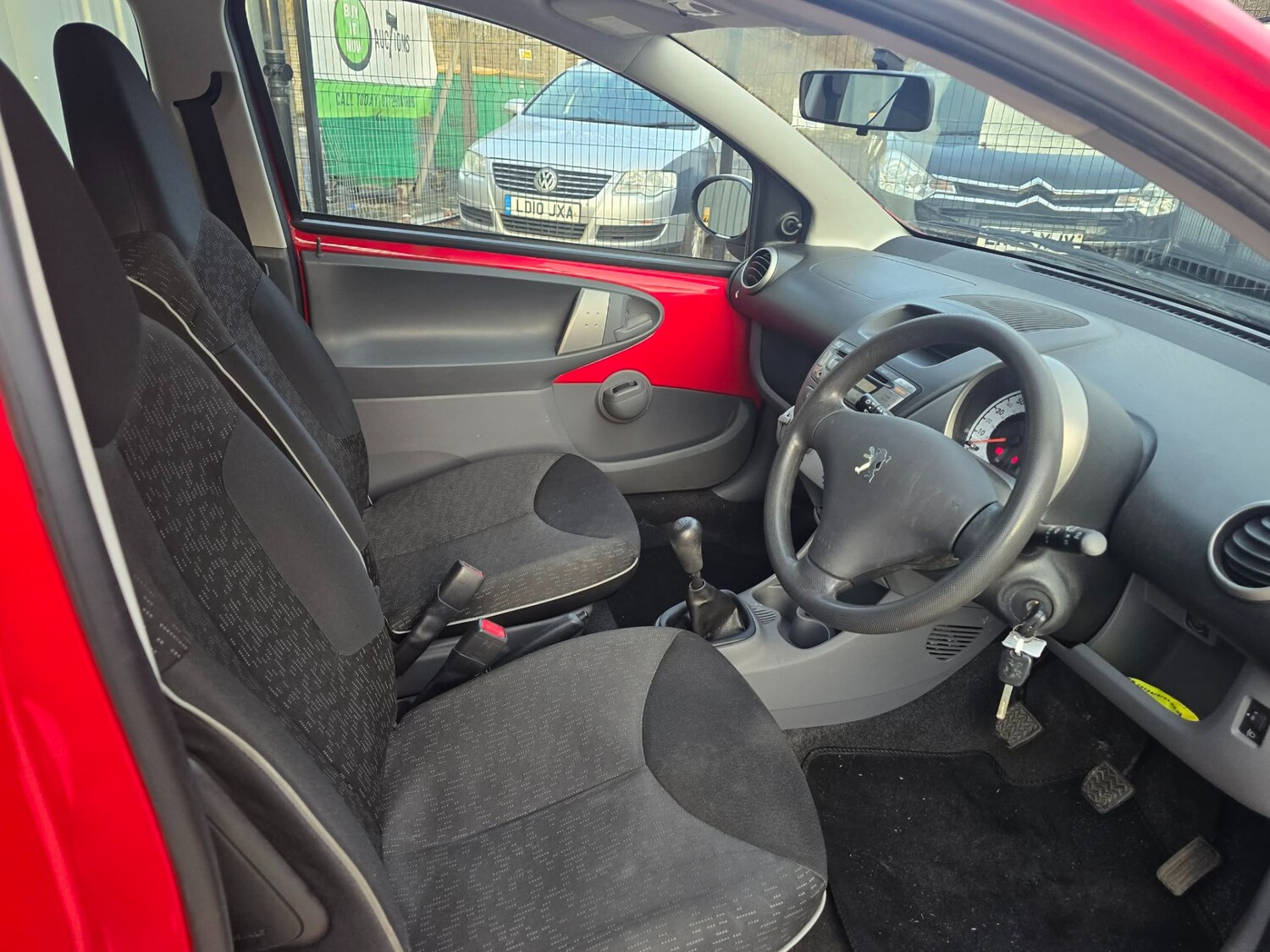 Used Peugeot 107 2012 for sale - 77590321: Photo 8