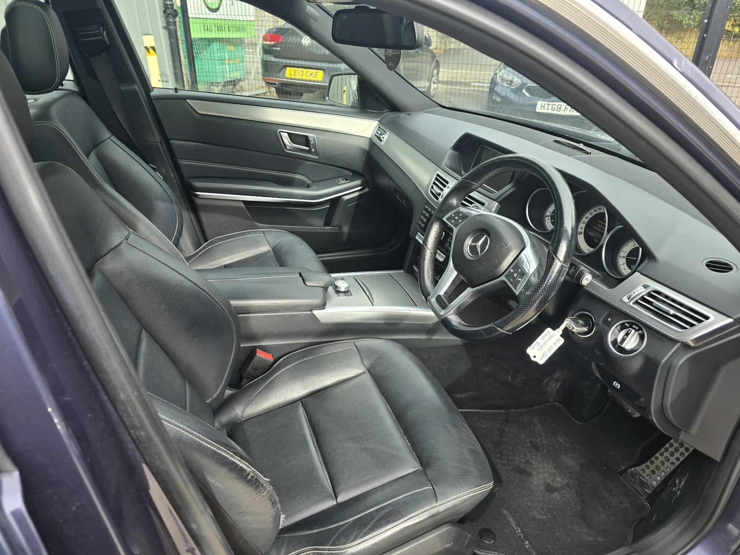 Used Mercedes-Benz E Class 2013 for sale - 75996110: Photo 10