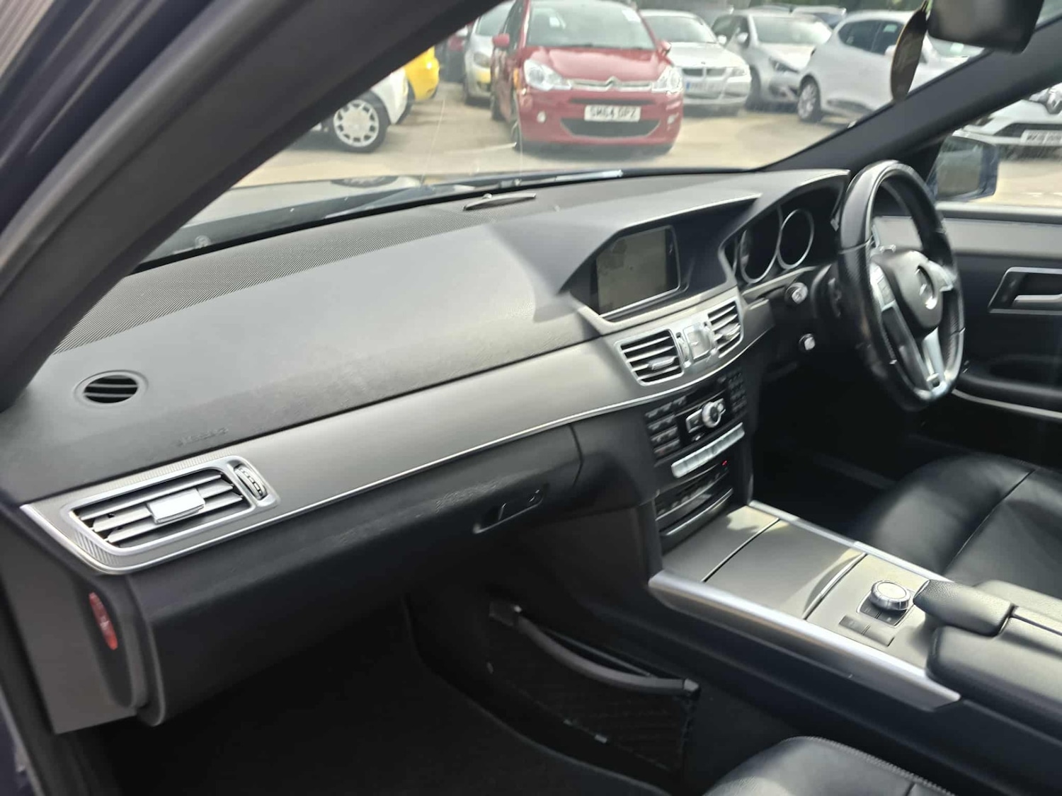 Used Mercedes-Benz E Class 2013 for sale - 75996110: Photo 12