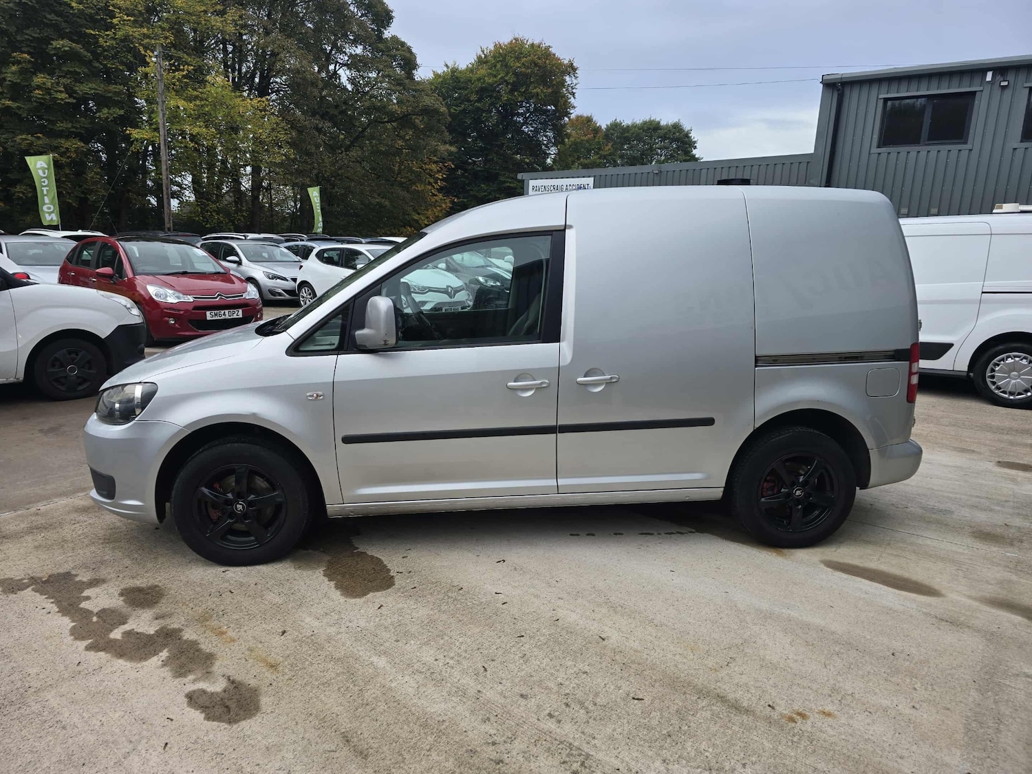 Used Volkswagen Caddy 2012 for sale - 77579225: Photo 2