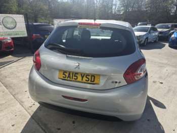 Used Peugeot 208 2015 for sale - 74299384: Photo