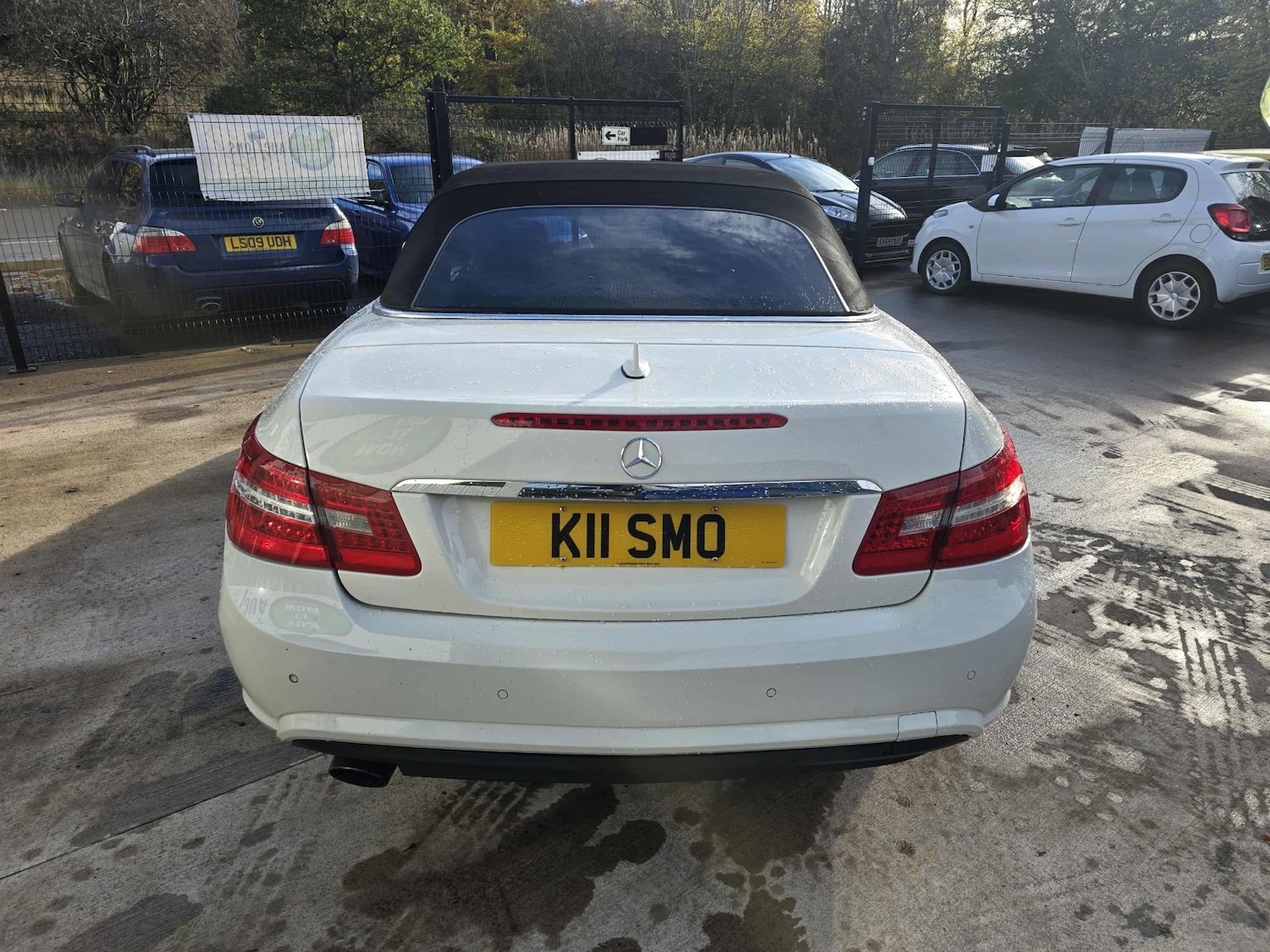 Used Mercedes-Benz E Class 2011 for sale - 76383194: Photo 4