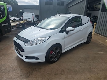 Used Ford Fiesta 2013 for sale - 78927788: Photo