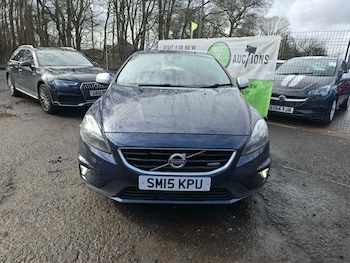 Used Volvo V40 2015 for sale - 77714957: Photo