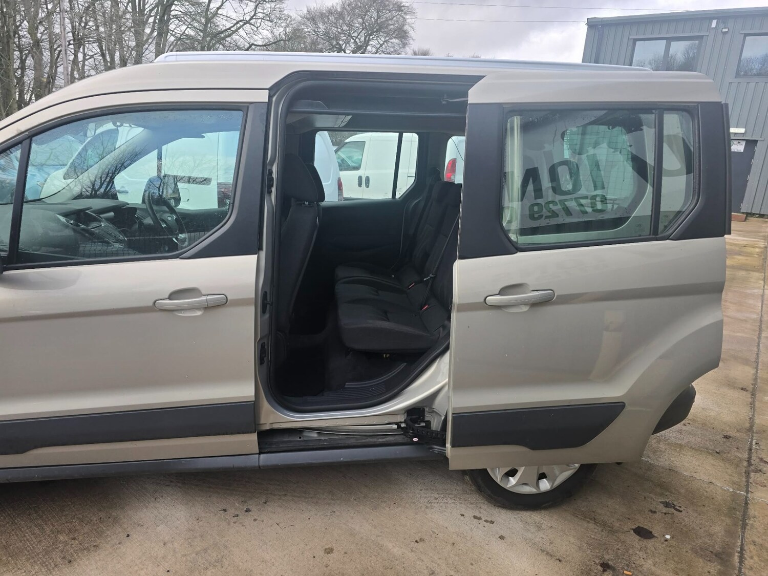 Used Ford Transit Connect 2014 for sale - 76807563: Photo 14