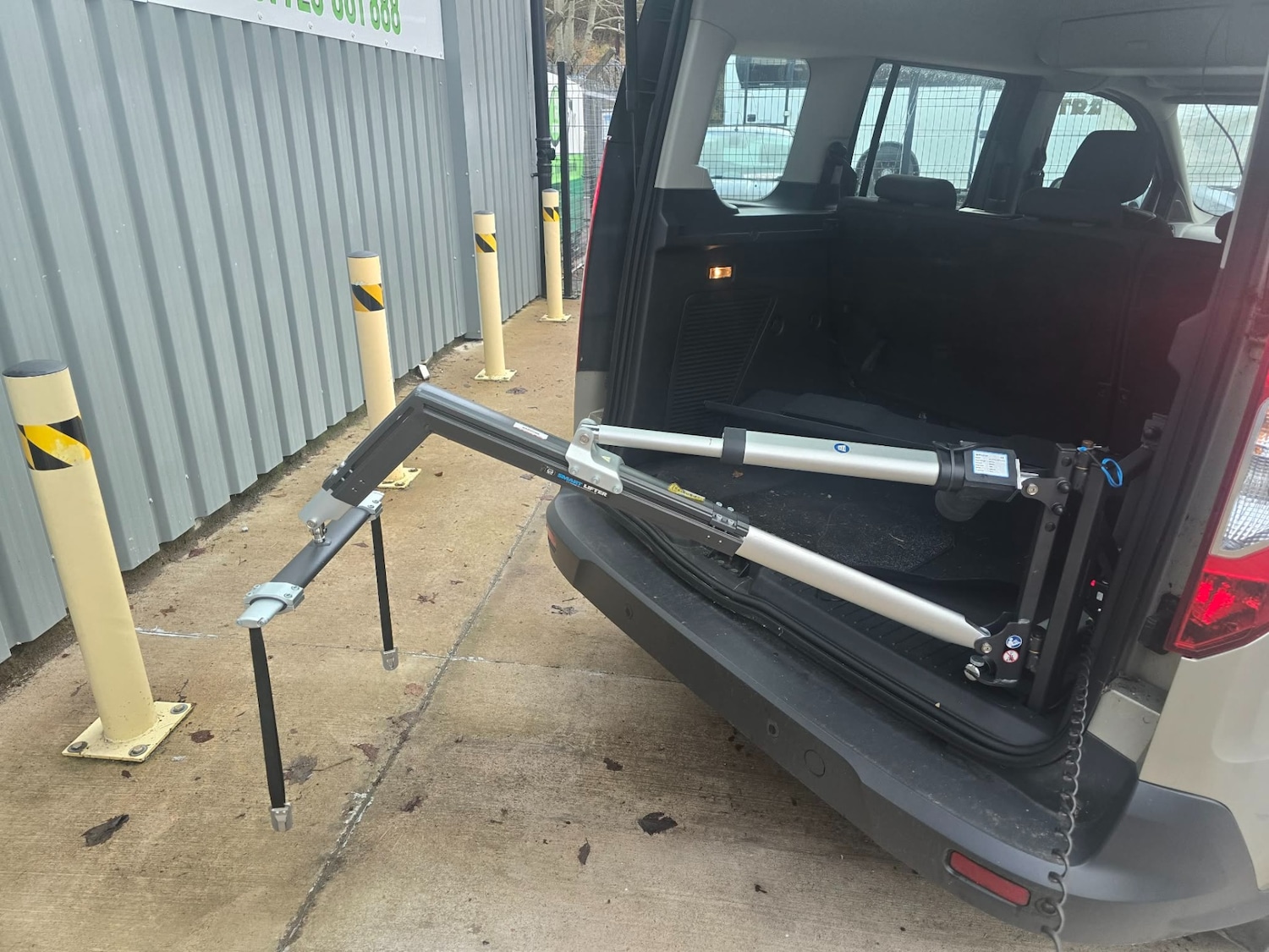 Used Ford Transit Connect 2014 for sale - 76807563: Photo 8